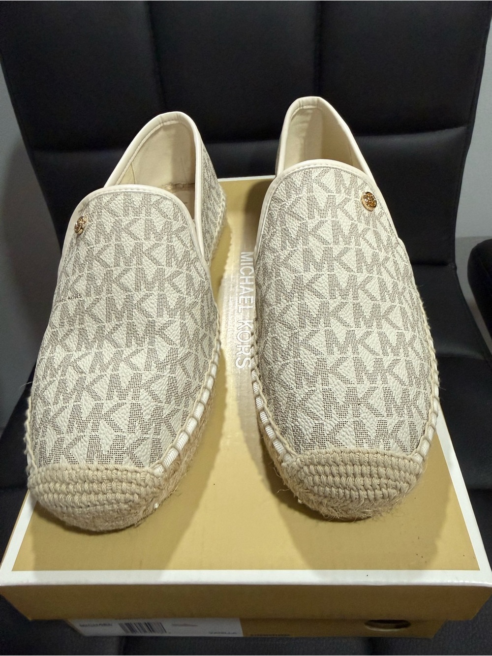 Michael Kors Cream Logo Espadrille Slip-Ons Sz 7